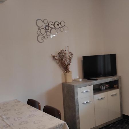 Apartman Iva Appartement Kaštela Buitenkant foto